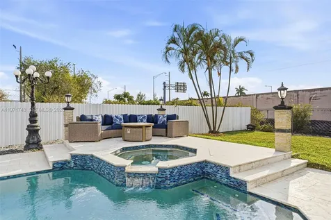 892 NW 136th Place Miami FL 33182