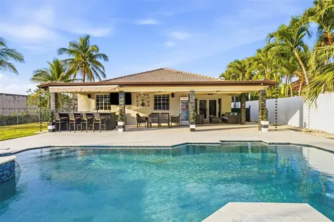 892 NW 136th Place Miami FL 33182