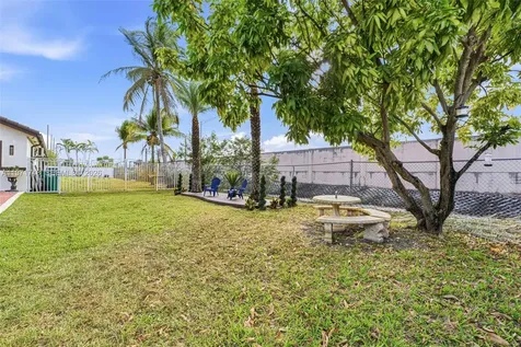 892 NW 136th Place Miami FL 33182