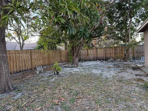 4431 NE 1st Terrace Deerfield Beach FL 33064