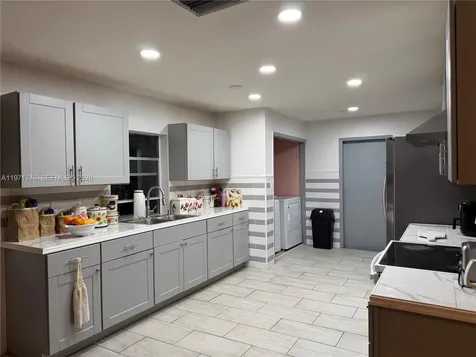 4431 NE 1st Terrace Deerfield Beach FL 33064