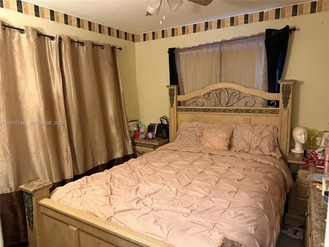 4431 NE 1st Terrace Deerfield Beach FL 33064
