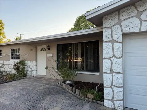 4431 NE 1st Terrace Deerfield Beach FL 33064