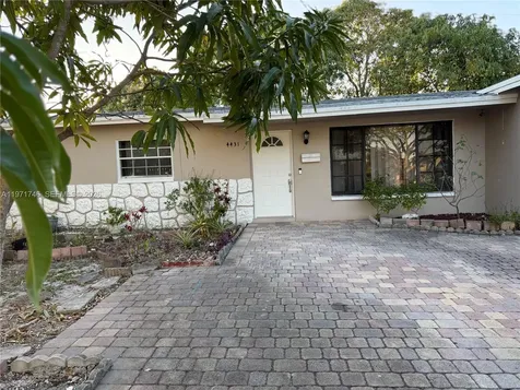 4431 NE 1st Terrace Deerfield Beach FL 33064