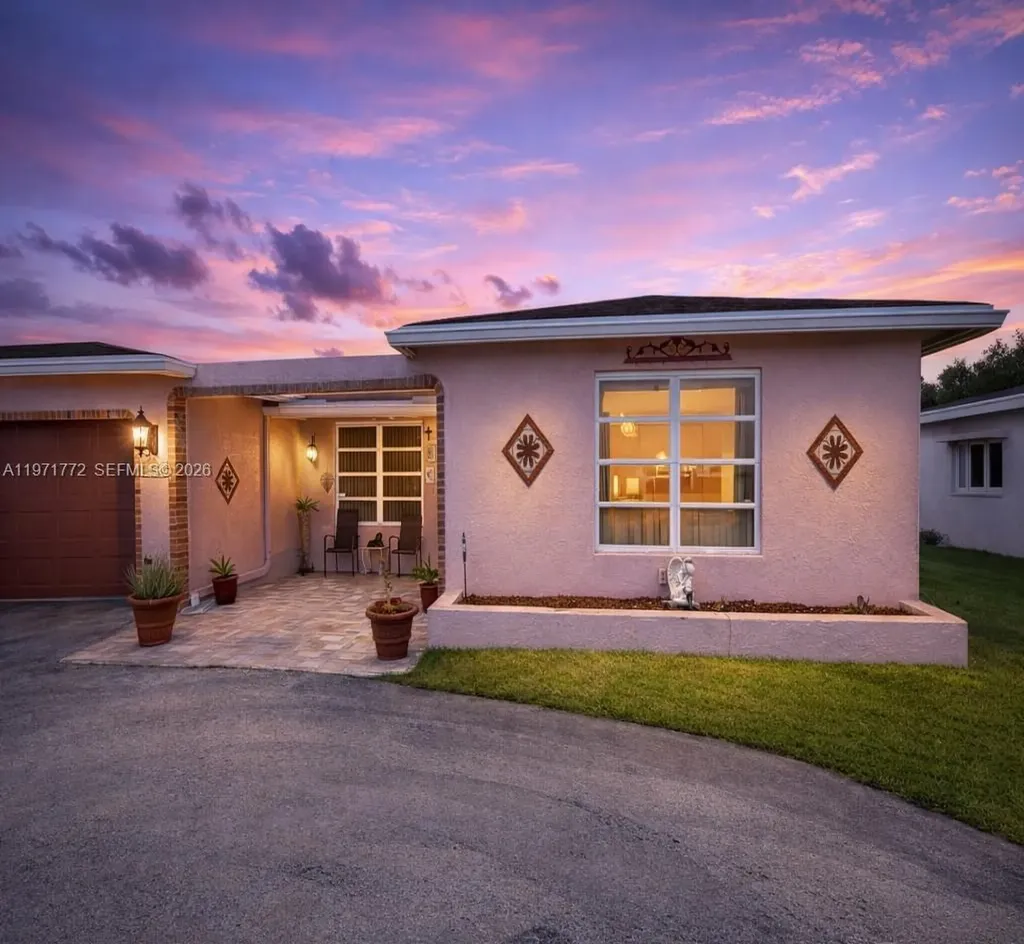 11827 NW 39th Street Sunrise FL 33323