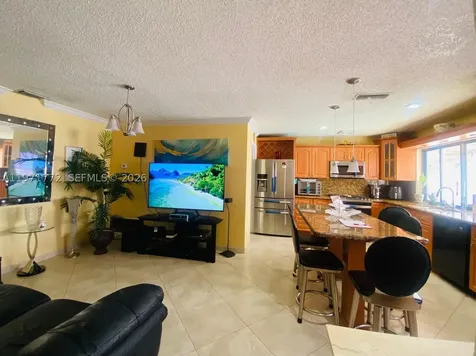 11827 NW 39th Street Sunrise FL 33323