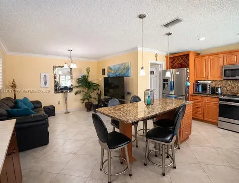 11827 NW 39th Street Sunrise FL 33323