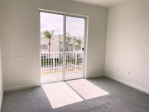 1427 SE 7th Terrace Homestead FL 33034