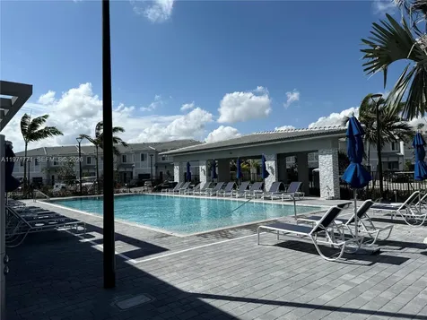 1427 SE 7th Terrace Homestead FL 33034