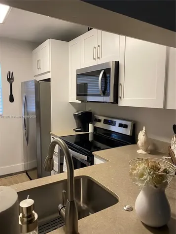 10321 NW 11th Street Pembroke Pines FL 33026