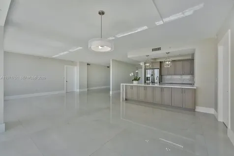 3400 SW 27th Avenue Miami FL 33133