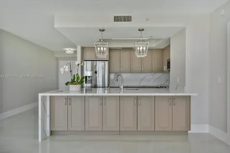 3400 SW 27th Avenue Miami FL 33133