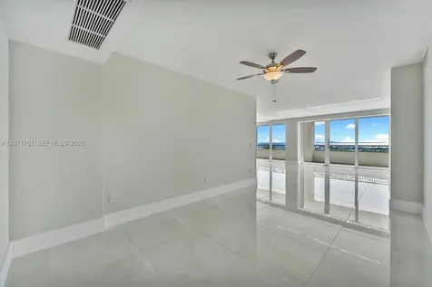 3400 SW 27th Avenue Miami FL 33133