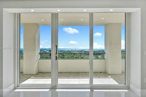 3400 SW 27th Avenue Miami FL 33133
