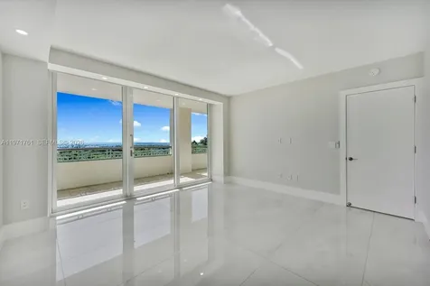 3400 SW 27th Avenue Miami FL 33133