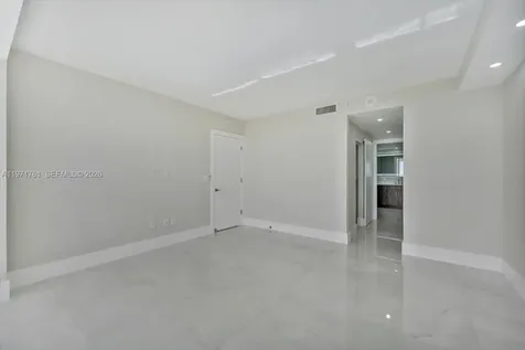 3400 SW 27th Avenue Miami FL 33133