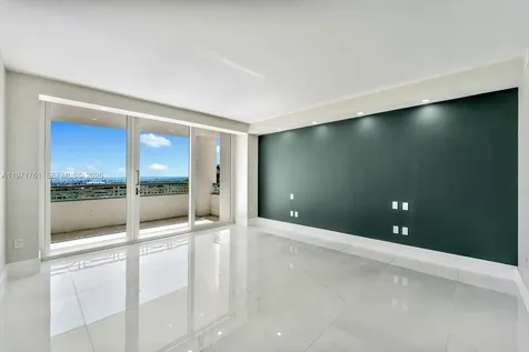 3400 SW 27th Avenue Miami FL 33133
