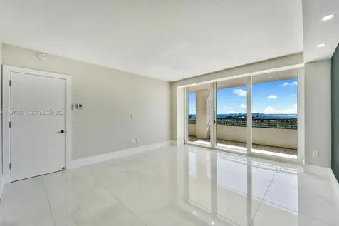 3400 SW 27th Avenue Miami FL 33133