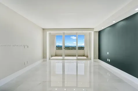 3400 SW 27th Avenue Miami FL 33133