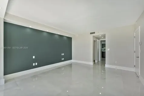 3400 SW 27th Avenue Miami FL 33133