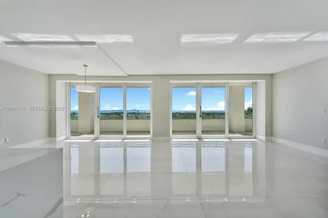 3400 SW 27th Avenue Miami FL 33133