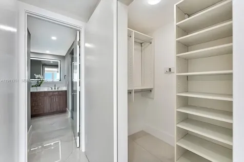 3400 SW 27th Avenue Miami FL 33133