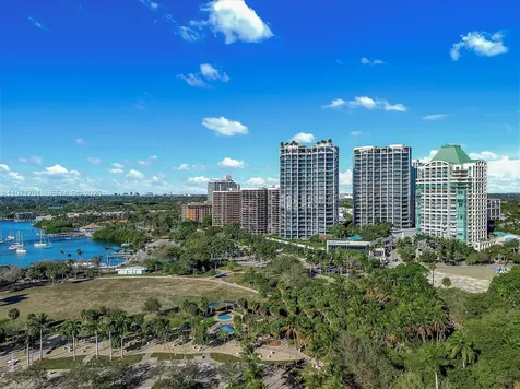 3400 SW 27th Avenue Miami FL 33133