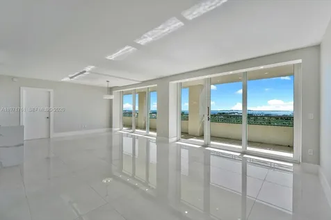 3400 SW 27th Avenue Miami FL 33133