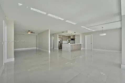 3400 SW 27th Avenue Miami FL 33133