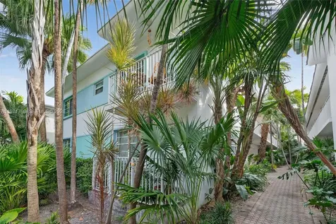 911 Meridian Avenue Miami Beach FL 33139