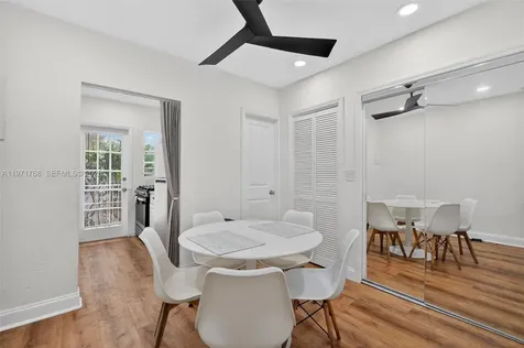 911 Meridian Avenue Miami Beach FL 33139