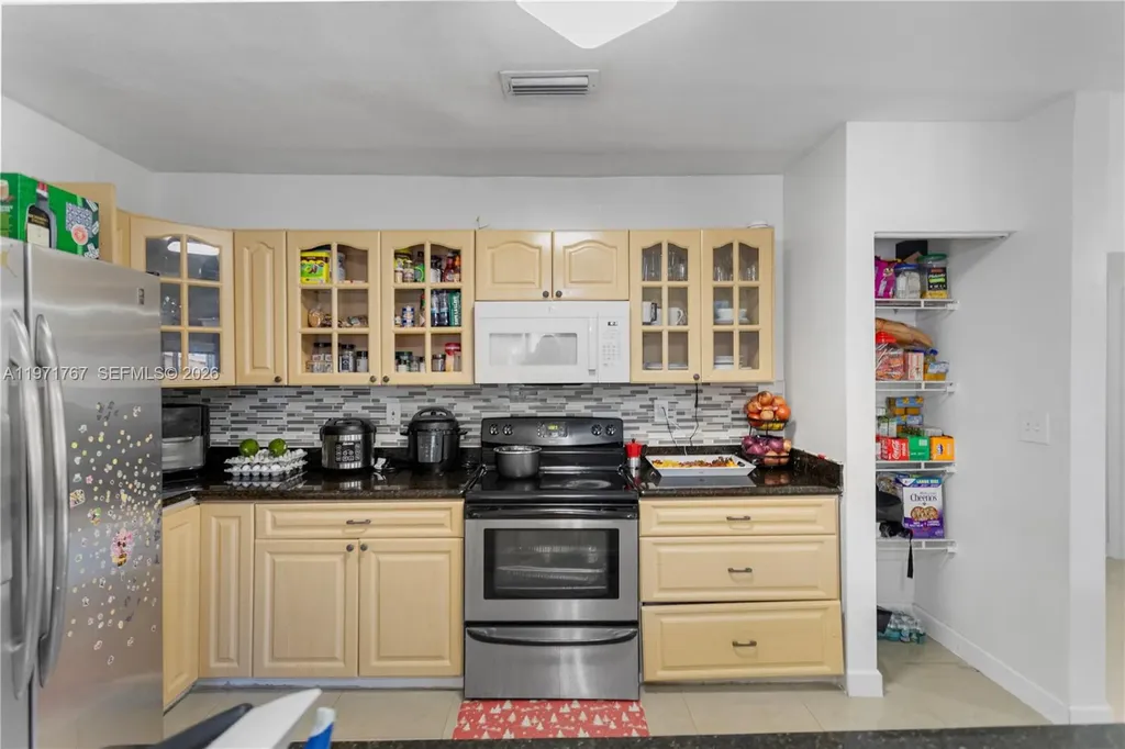45 NE 186th Terrace Miami FL 33179