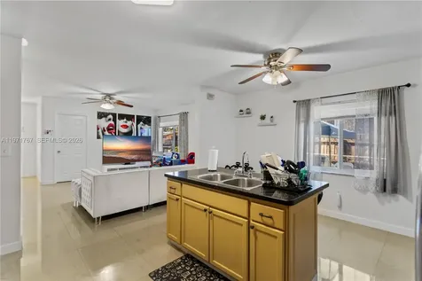 45 NE 186th Terrace Miami FL 33179