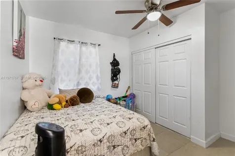 45 NE 186th Terrace Miami FL 33179