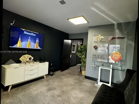 5505 NW 74th Avenue Miami FL 33166