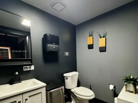 5505 NW 74th Avenue Miami FL 33166