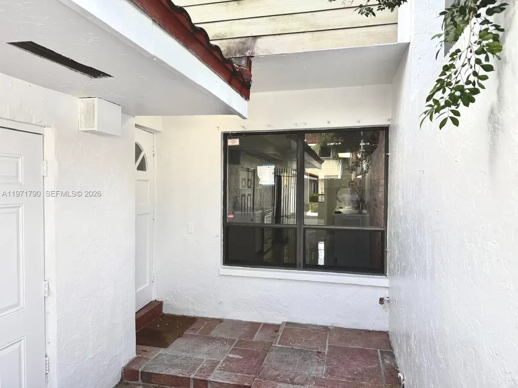 2700 N 34th Avenue Hollywood FL 33021