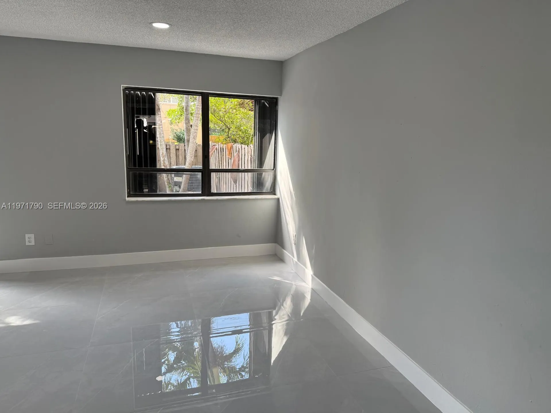 2700 N 34th Avenue Hollywood FL 33021