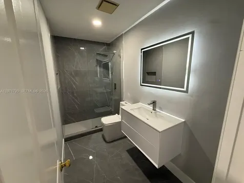 2700 N 34th Avenue Hollywood FL 33021