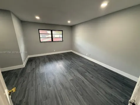 2700 N 34th Avenue Hollywood FL 33021