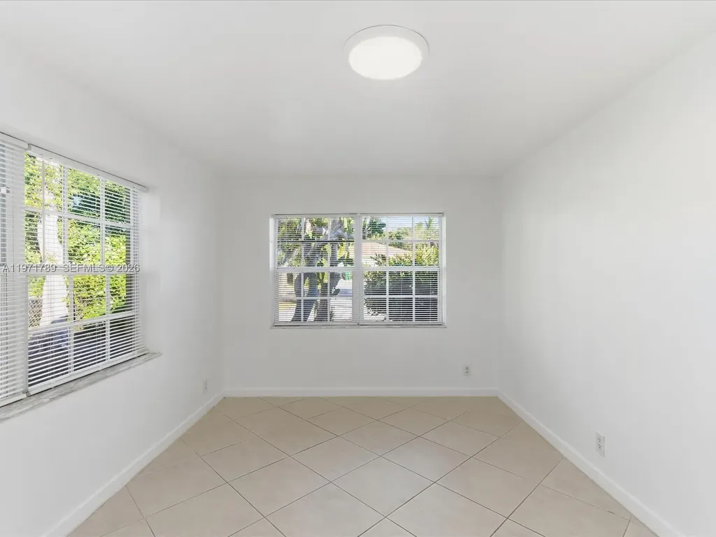 1561 SW 44th Terrace Fort Lauderdale FL 33317