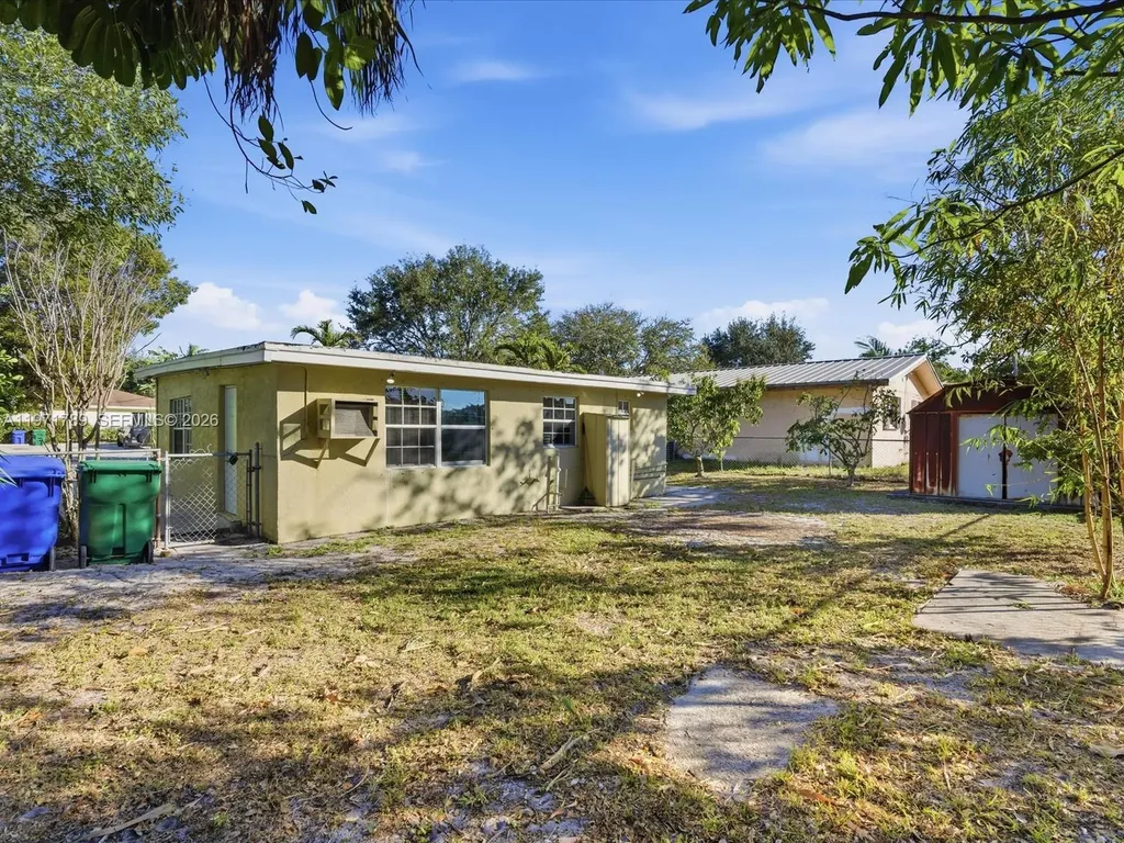 1561 SW 44th Terrace Fort Lauderdale FL 33317