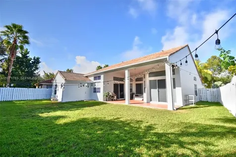 710 Lake Boulevard Weston FL 33326