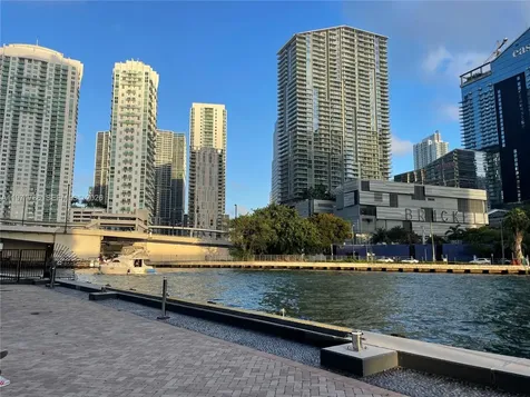 350 S Miami Avenue Miami FL 33130
