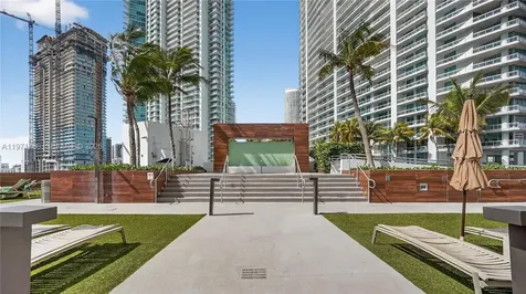350 S Miami Avenue Miami FL 33130
