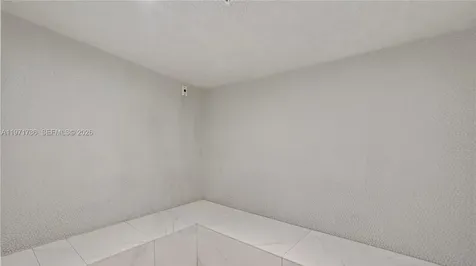 350 S Miami Avenue Miami FL 33130