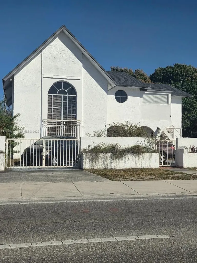 1341 E 8th Avenue Hialeah FL 33010