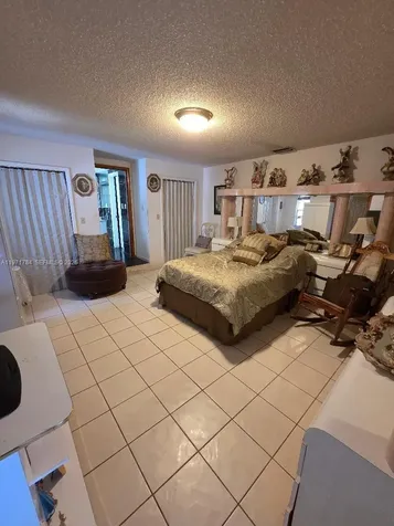 1341 E 8th Avenue Hialeah FL 33010