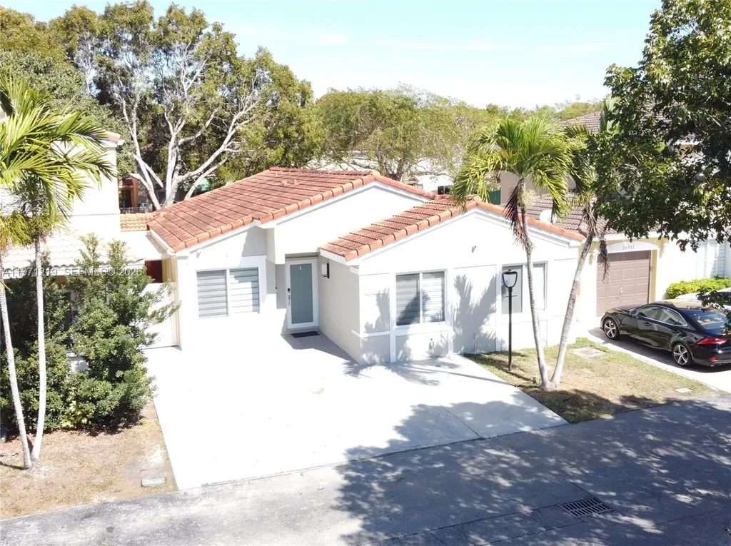 16515 SW 97th Street Miami FL 33196