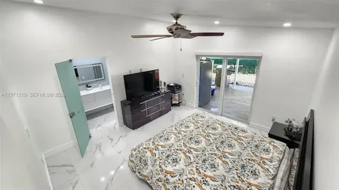 16515 SW 97th Street Miami FL 33196